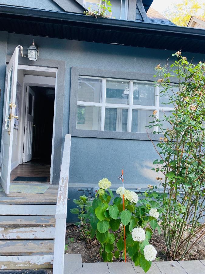 Lovely II Space Share A Room East York Canada Toronto Esterno foto